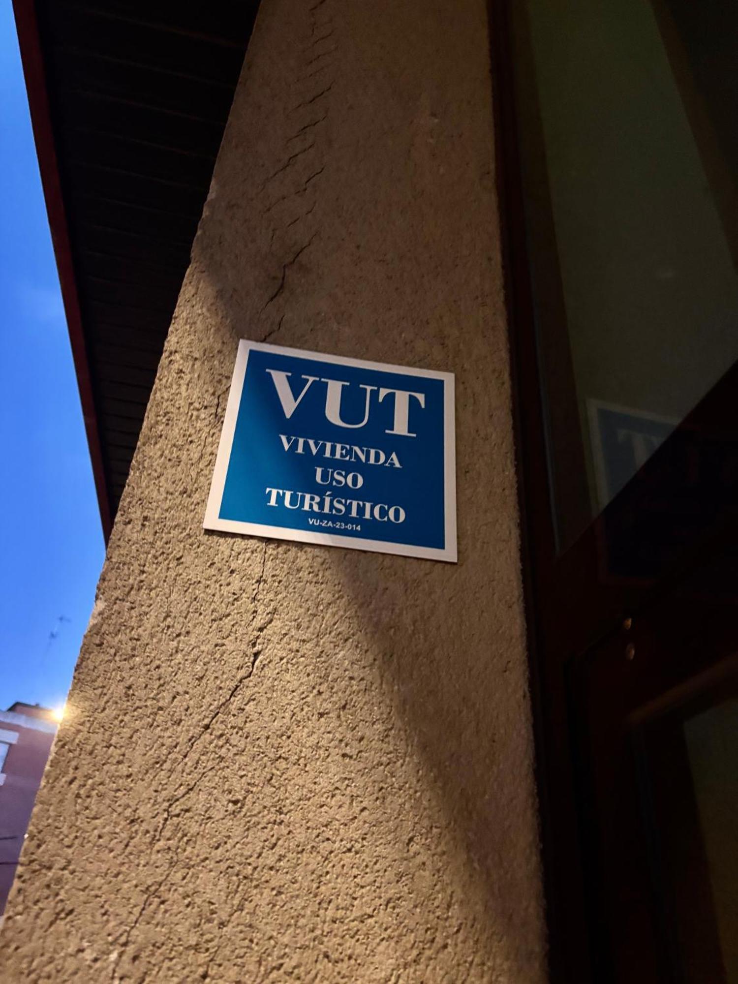 Suite Lay Saragoça Exterior foto